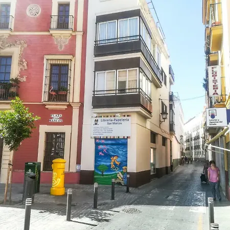 Apartamento Las Duenas * Seville